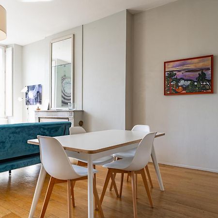 Appartement T3 De Prestige Proche Du Jardin Public De Bordeaux Luaran gambar