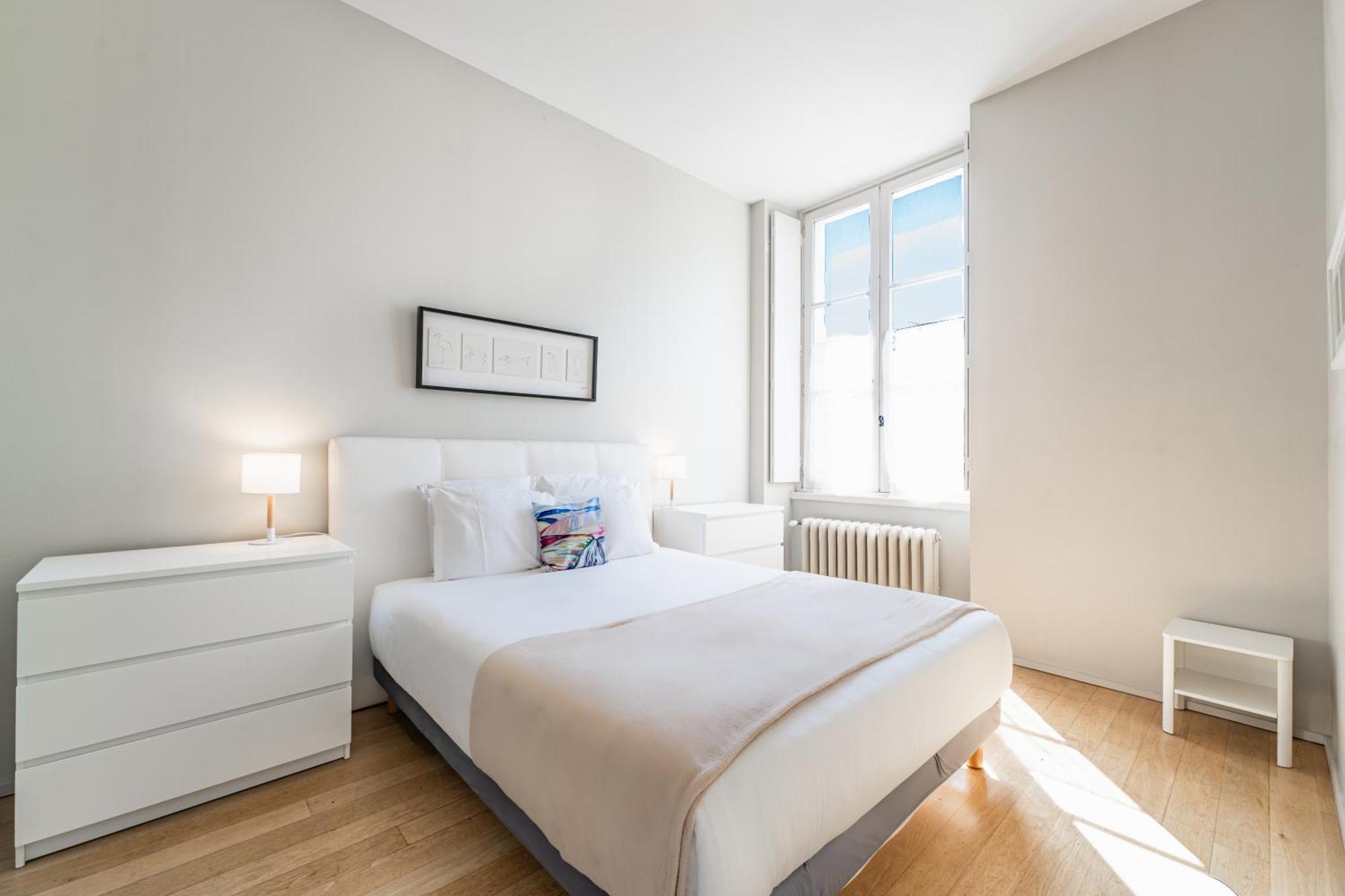 Appartement T3 De Prestige Proche Du Jardin Public De Bordeaux Luaran gambar