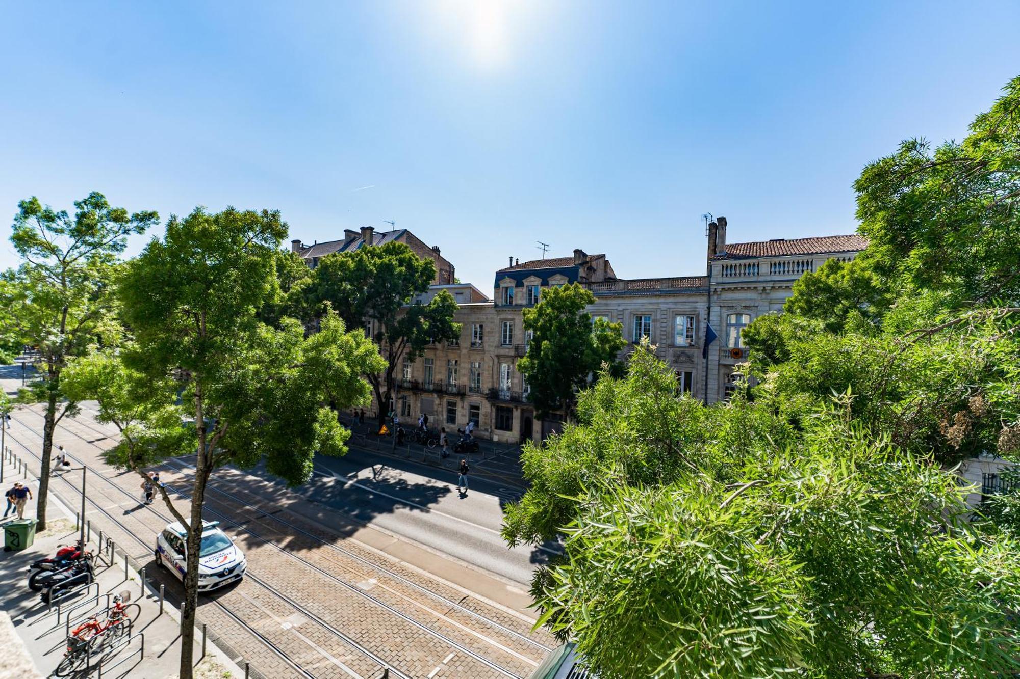 Appartement T3 De Prestige Proche Du Jardin Public De Bordeaux Luaran gambar